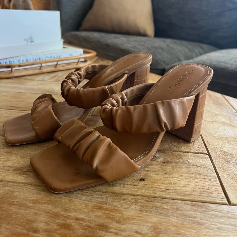 Heels - Picture 1 of 3